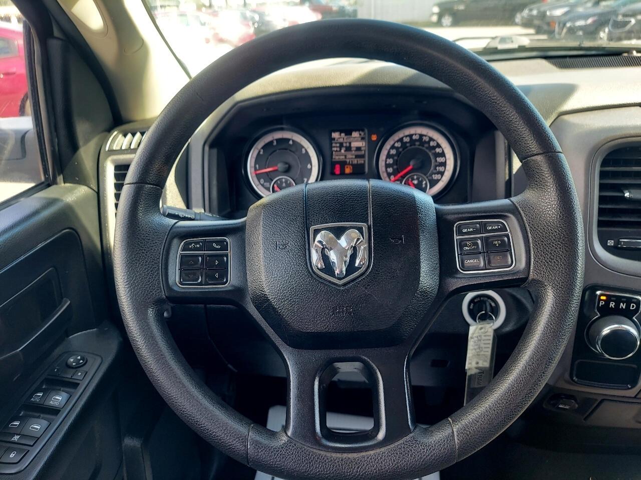 RAM 1500 Classic Tradesman Quad Cab 2WD 2019