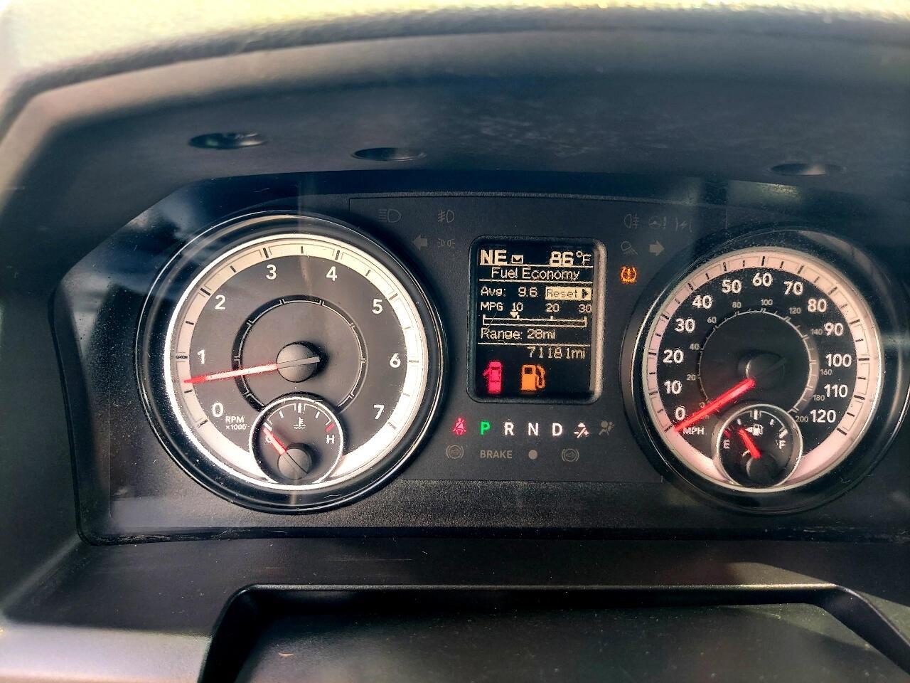 RAM 1500 Classic Tradesman Quad Cab 2WD 2019