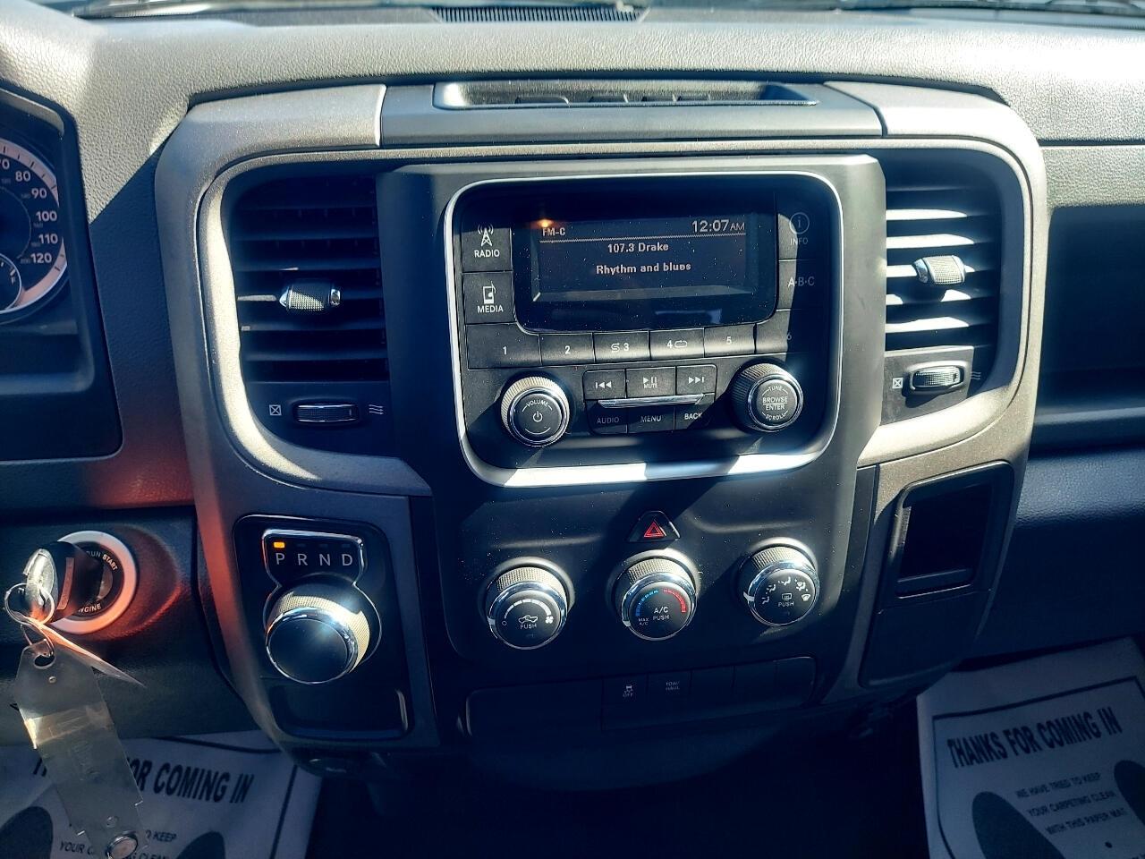 RAM 1500 Tradesman Quad Cab 2WD 2018
