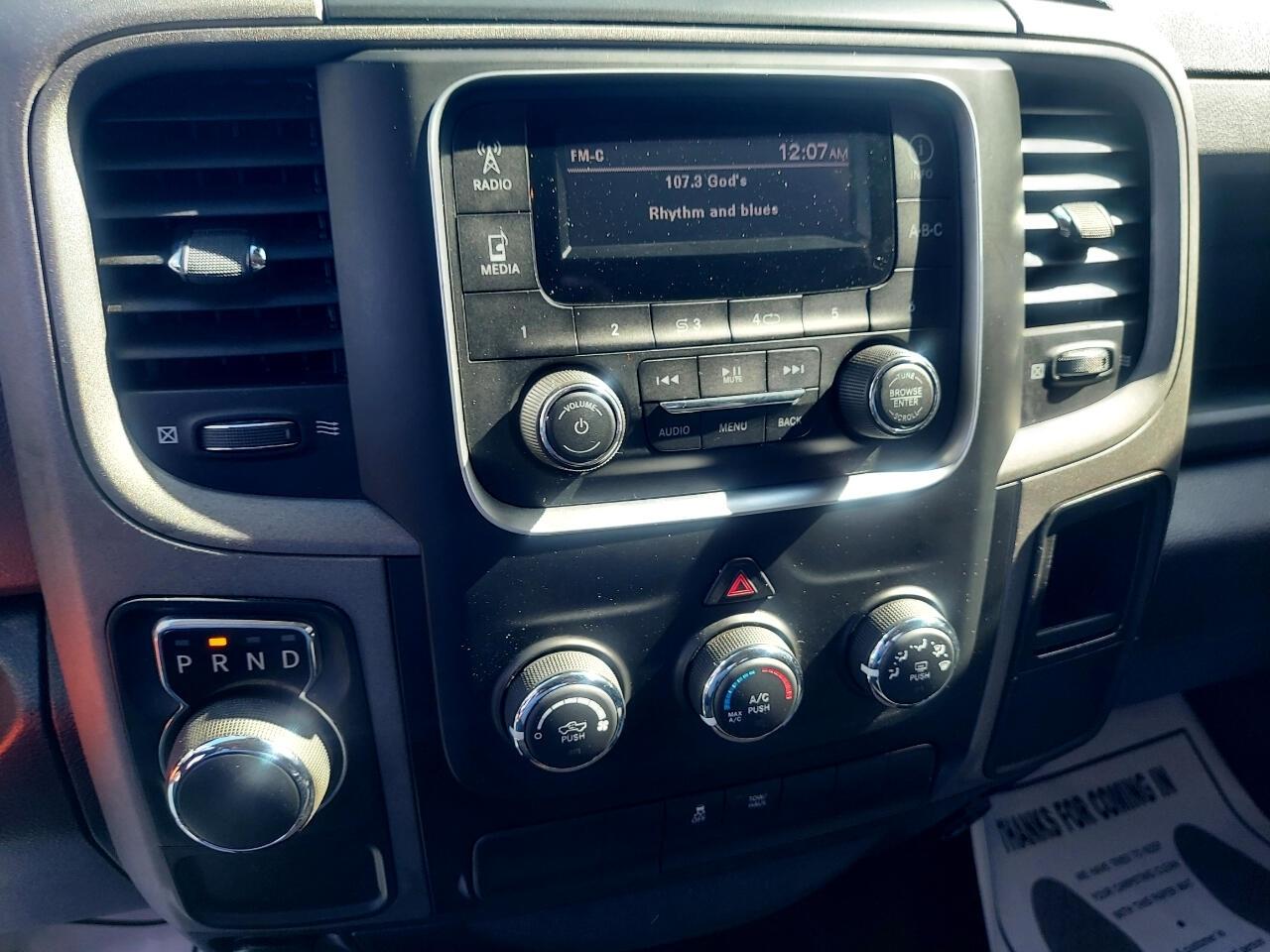 RAM 1500 Tradesman Quad Cab 2WD 2018