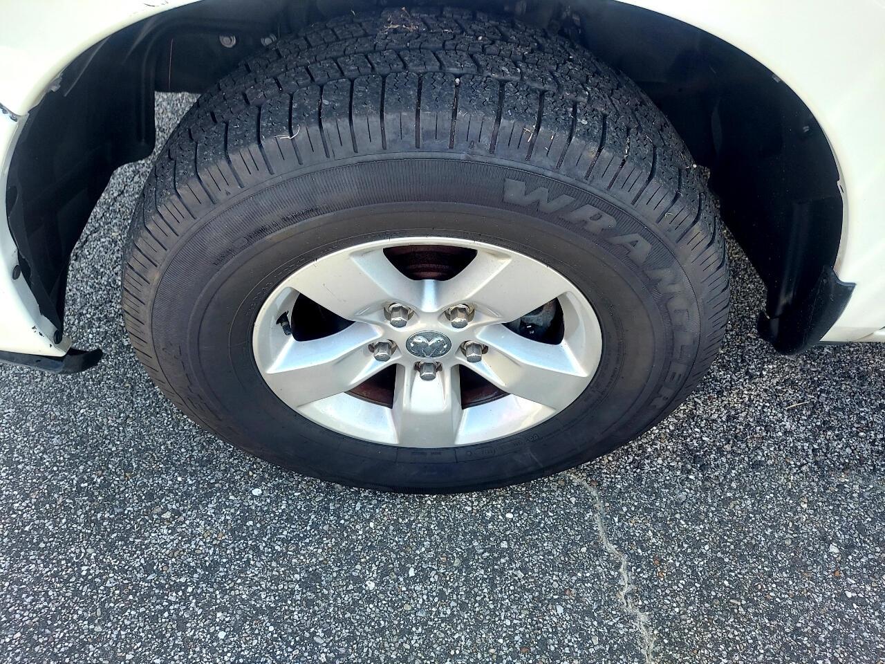 RAM 1500 Tradesman Quad Cab 2WD 2018