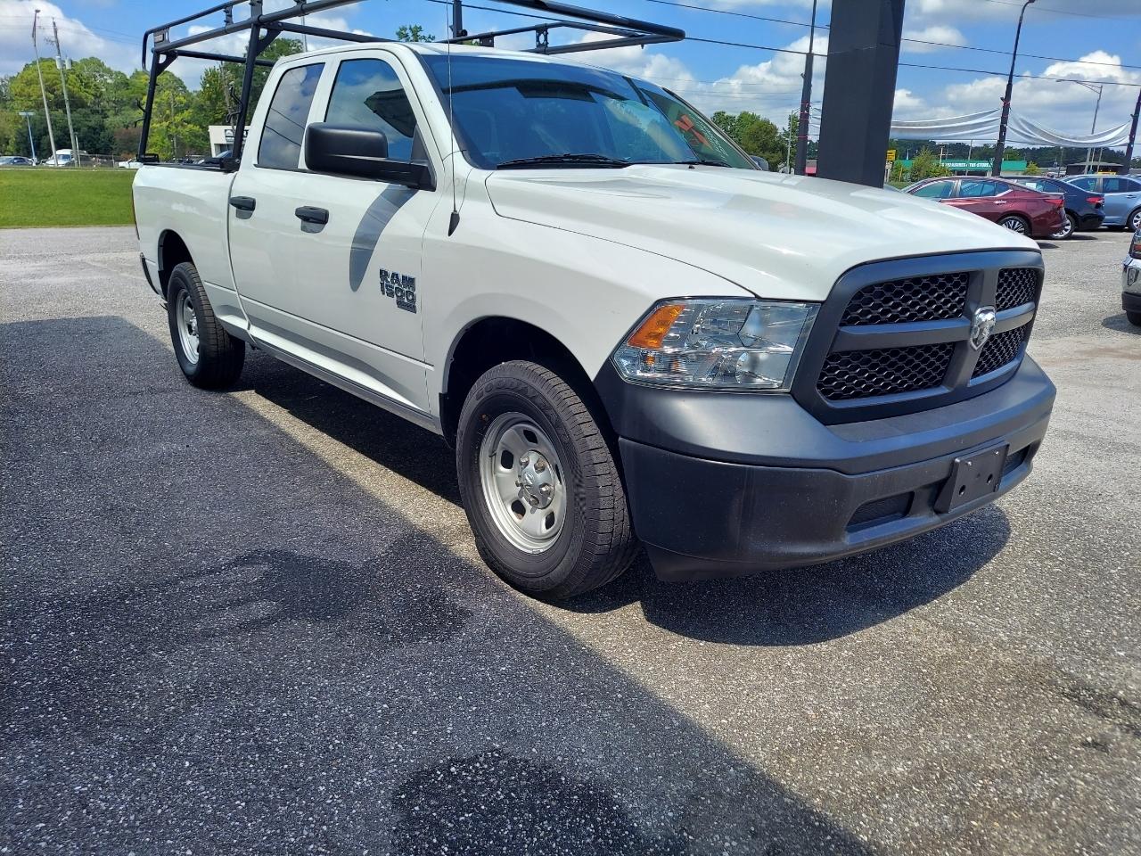 RAM 1500 Classic Tradesman Quad Cab 4WD 2022