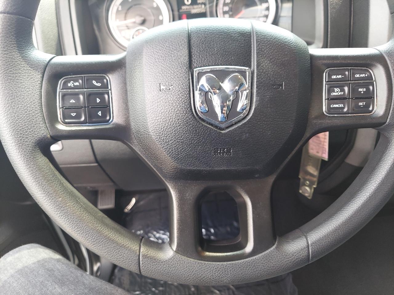 RAM 1500 Classic Tradesman Quad Cab 4WD 2022