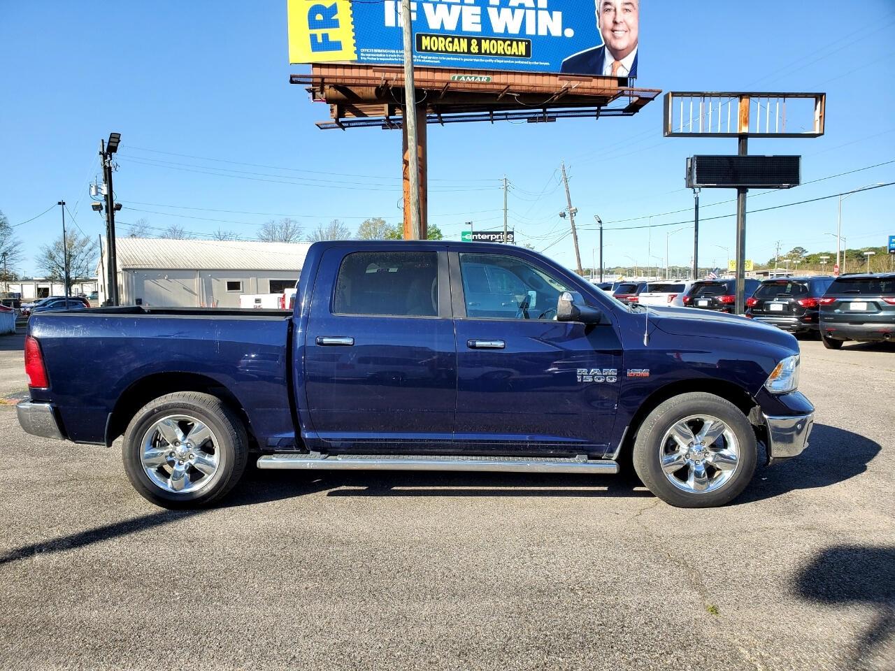 RAM 1500 SLT Crew Cab SWB 2WD 2015