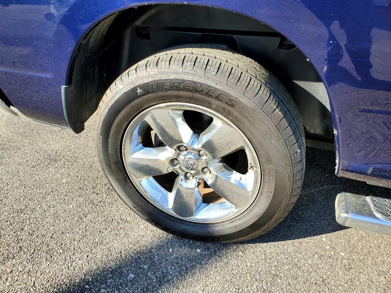 RAM 1500 SLT Crew Cab SWB 2WD 2015