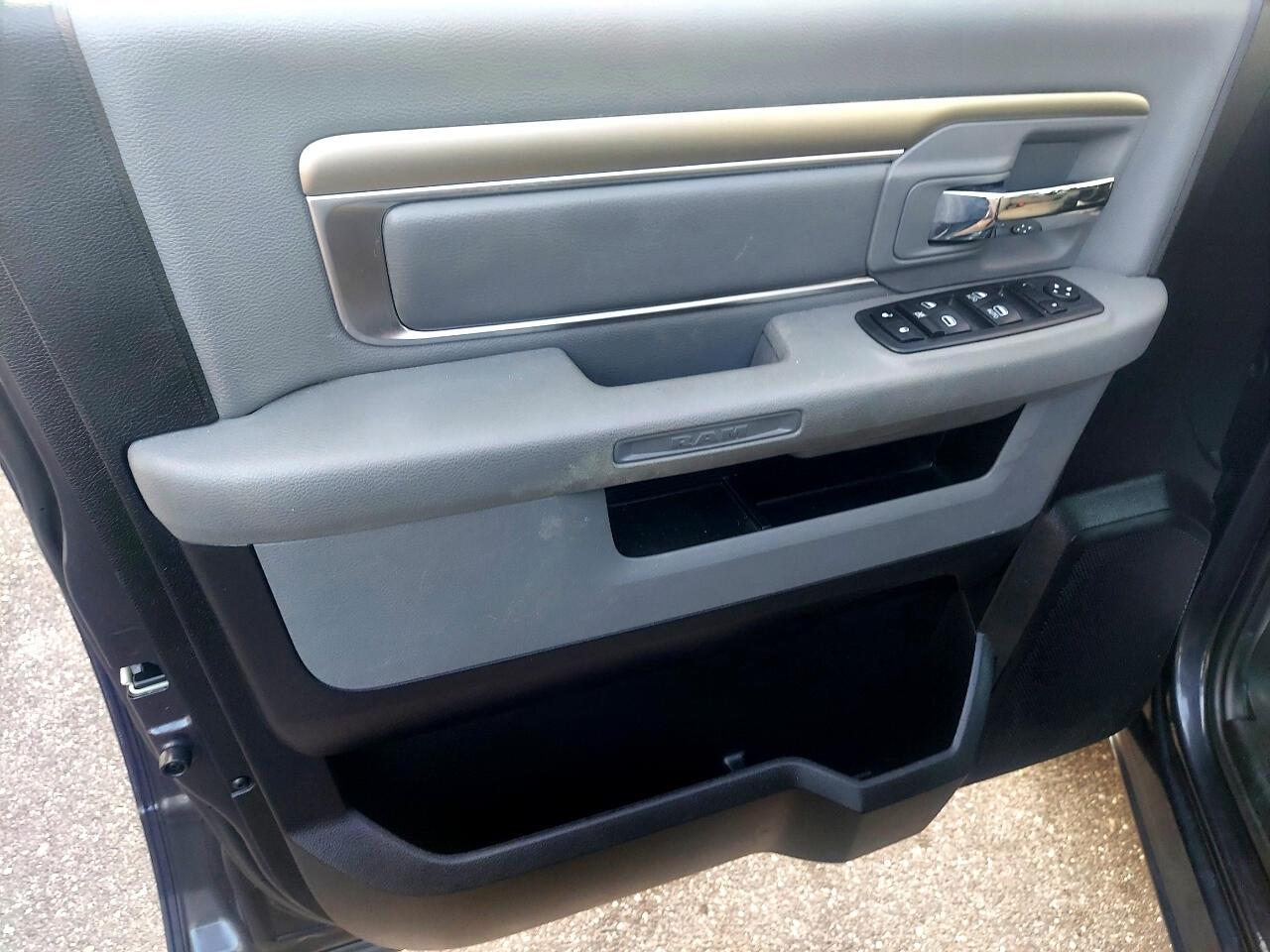 RAM 1500 Classic Tradesman Crew Cab LWB 2WD 2020