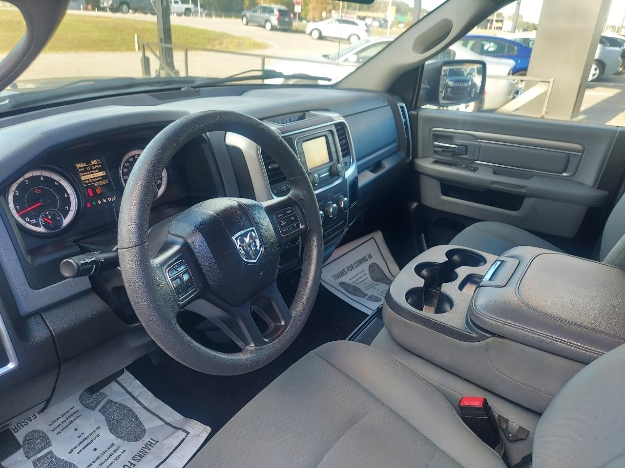 RAM 1500 Classic Tradesman Crew Cab LWB 2WD 2020