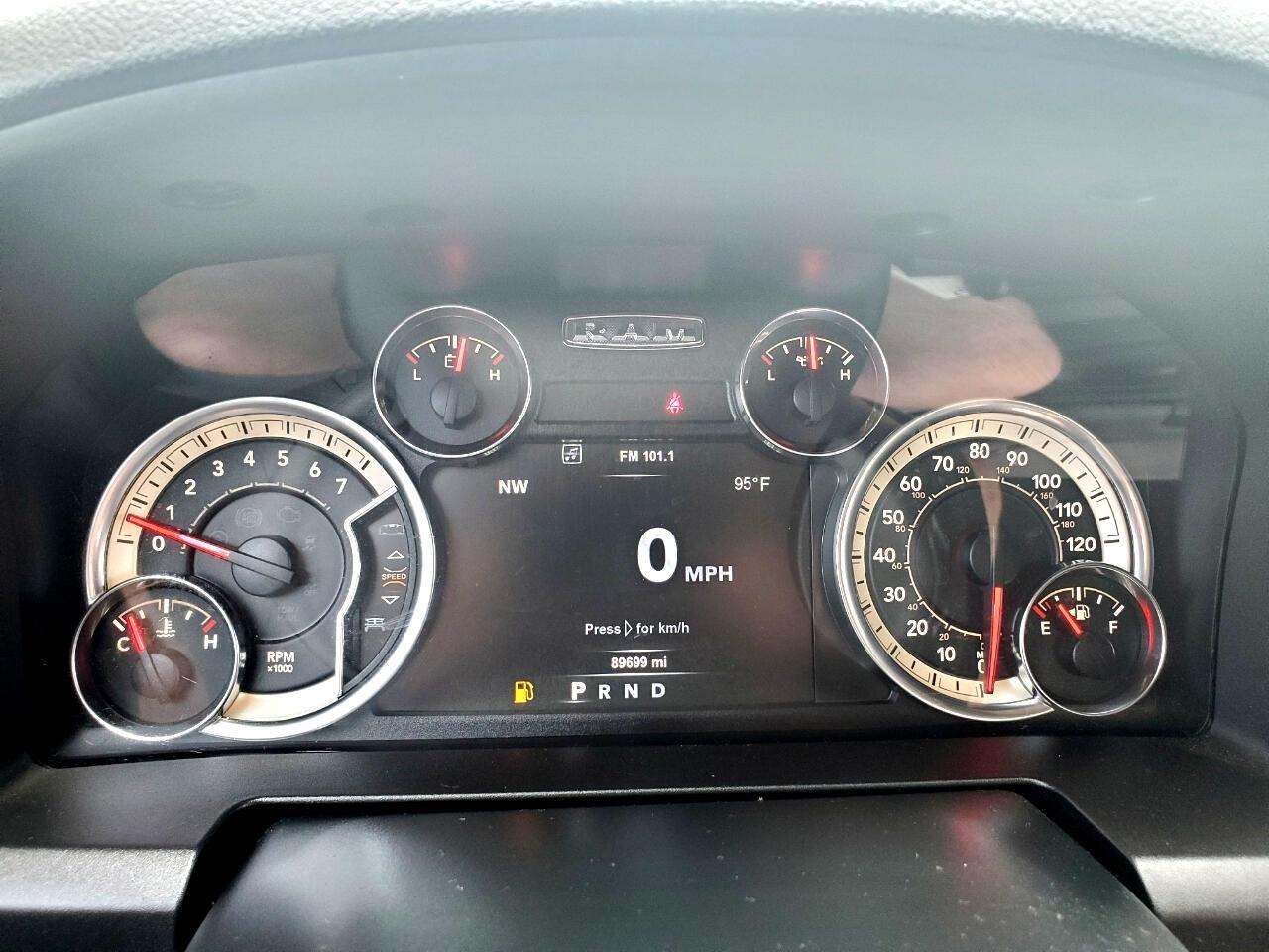 RAM 1500 SLT Quad Cab 2WD 2018