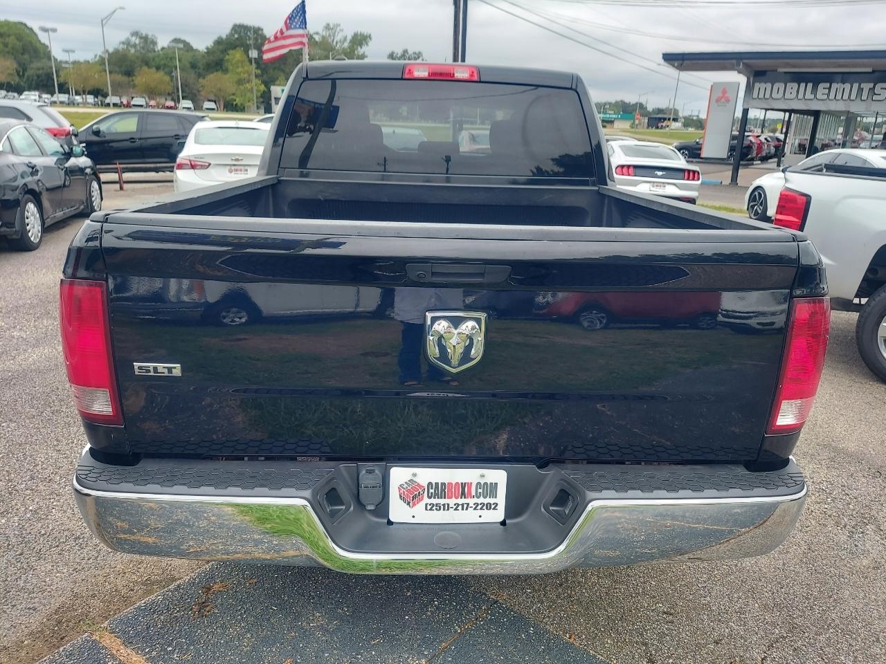 RAM 1500 Classic Tradesman Crew Cab SWB 2WD 2021