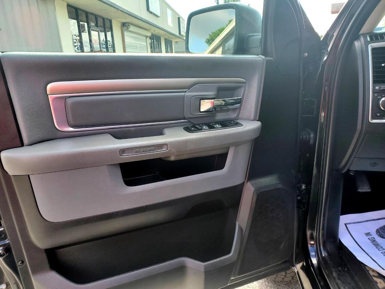 RAM 1500 Classic Tradesman Quad Cab 2WD 2019