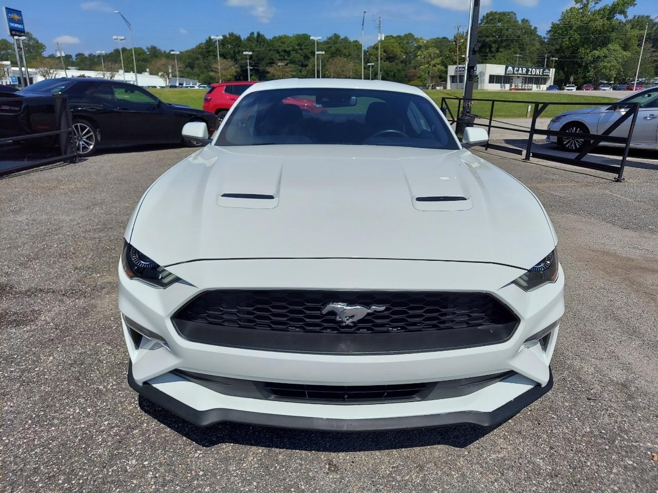 Ford Mustang EcoBoost Coupe 2022