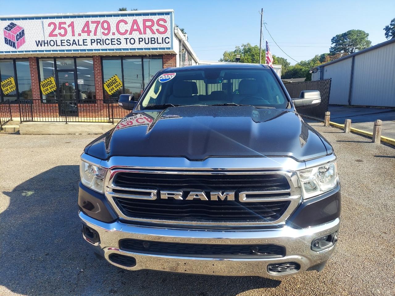 RAM 1500 Big Horn Quad Cab 4WD 2020
