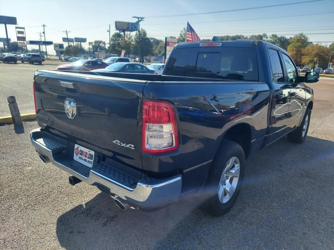 RAM 1500 Big Horn Quad Cab 4WD 2020