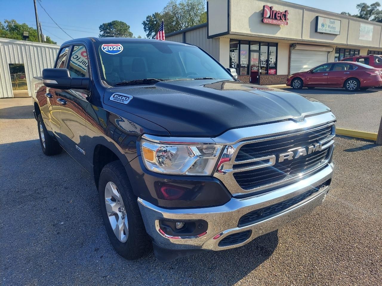 RAM 1500 Big Horn Quad Cab 4WD 2020