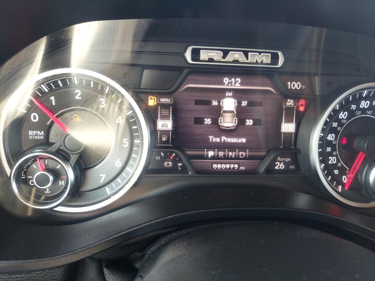 RAM 1500 Big Horn Quad Cab 4WD 2020