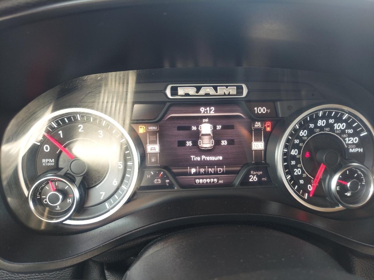 RAM 1500 Big Horn Quad Cab 4WD 2020