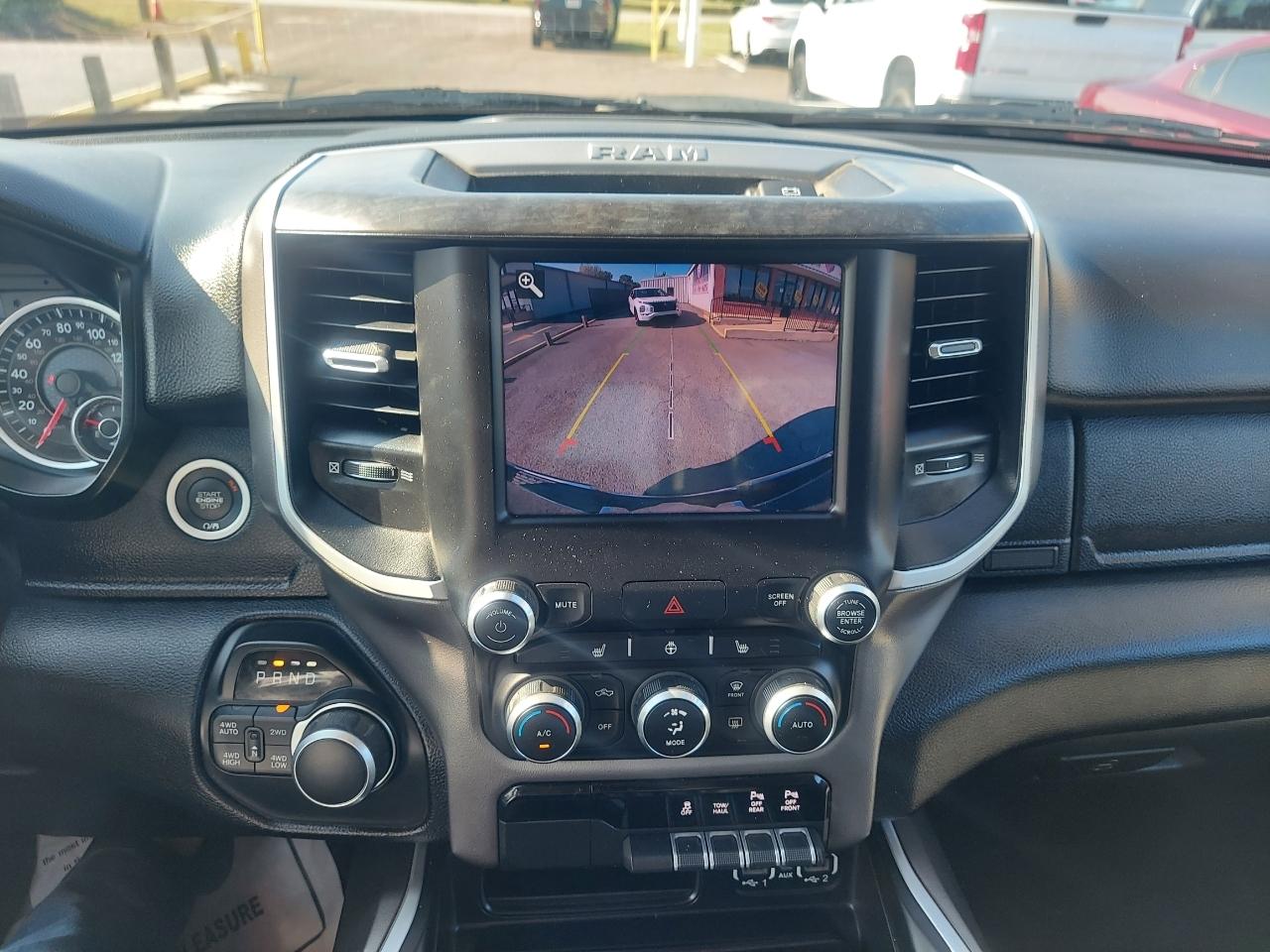 RAM 1500 Big Horn Quad Cab 4WD 2020