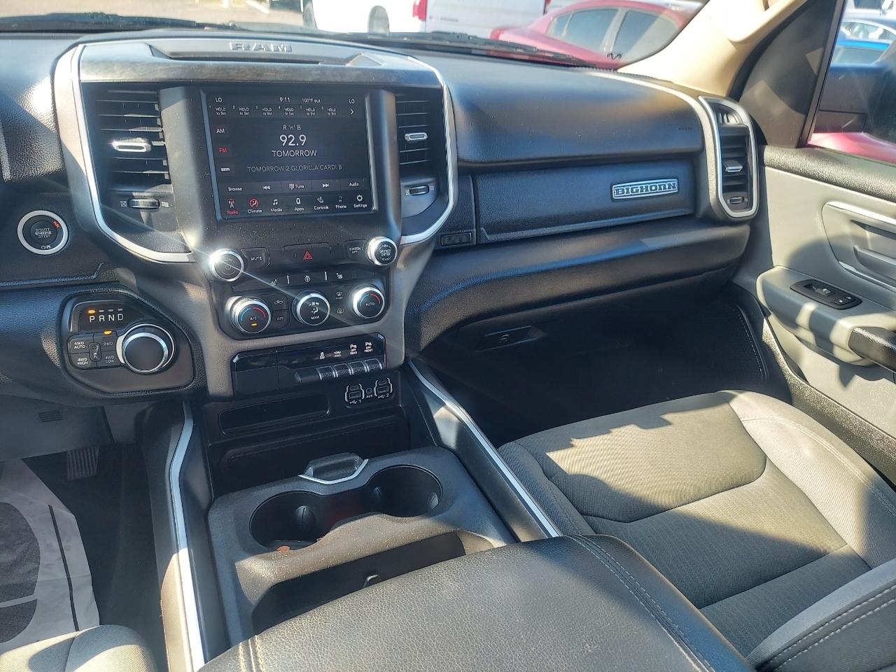 RAM 1500 Big Horn Quad Cab 4WD 2020
