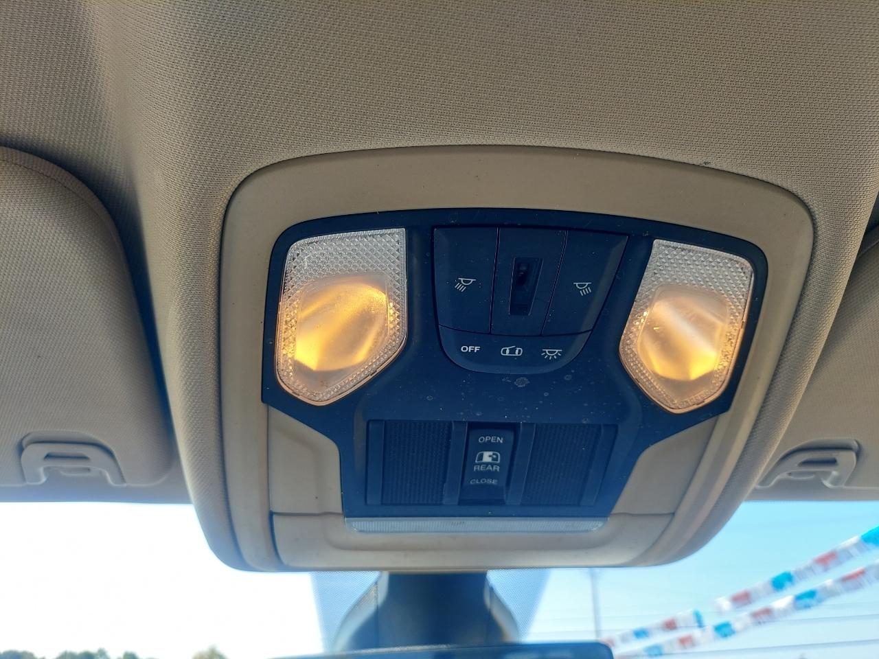 RAM 1500 Big Horn Quad Cab 4WD 2020