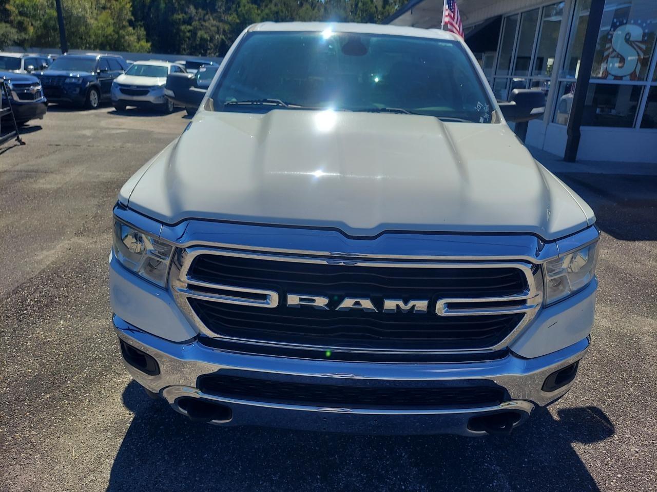 RAM 1500 Big Horn Crew Cab SWB 4WD 2019