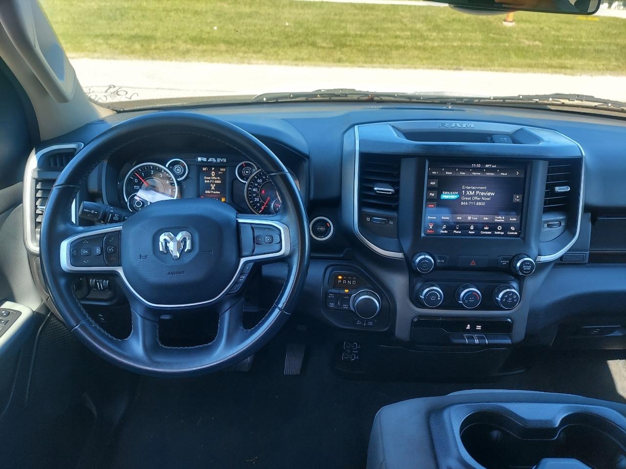 RAM 1500 Big Horn Crew Cab SWB 4WD 2019
