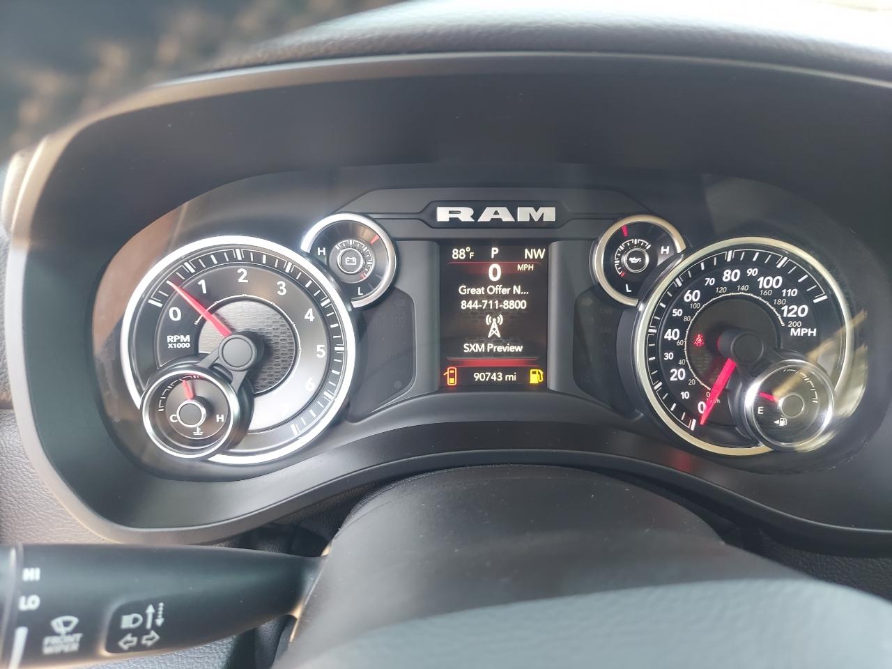 RAM 1500 Big Horn Crew Cab SWB 4WD 2019