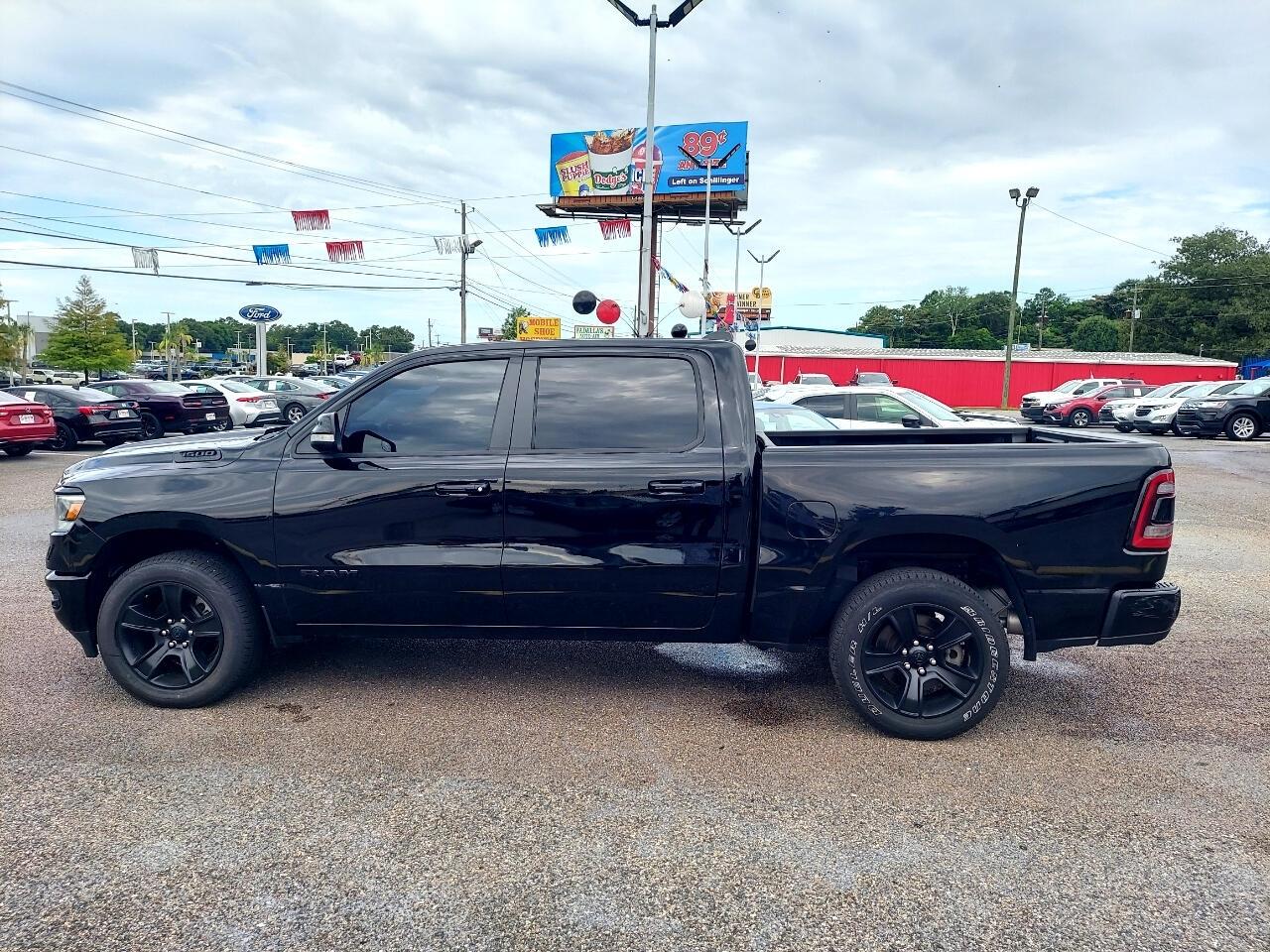 RAM 1500 Big Horn Crew Cab SWB 4WD 2020