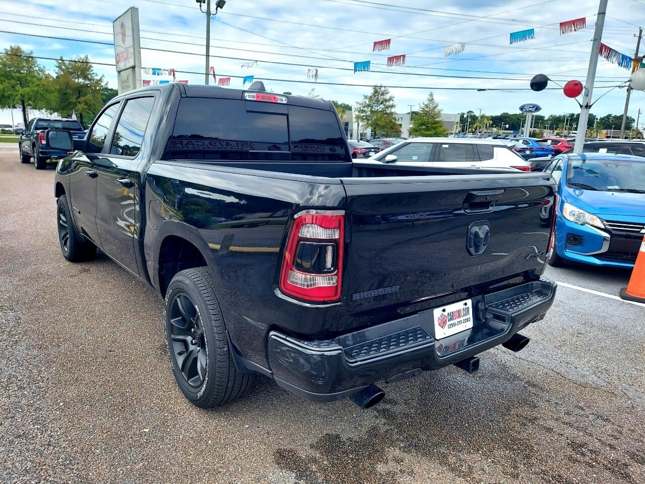 RAM 1500 Big Horn Crew Cab SWB 4WD 2020