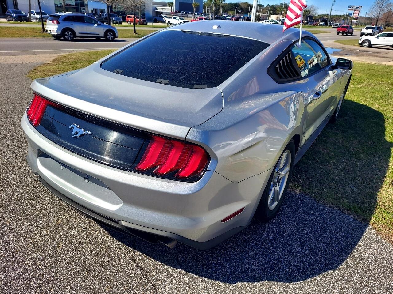 Ford Mustang EcoBoost Coupe 2019