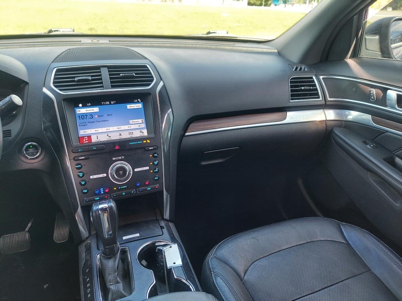 Ford Explorer Limited FWD 2019