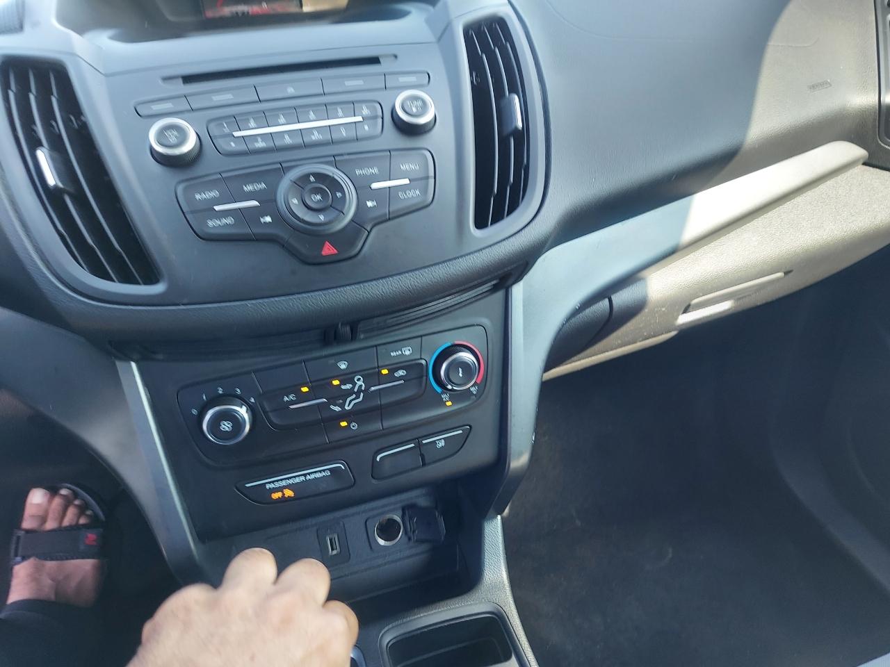 Ford Escape S FWD 2017