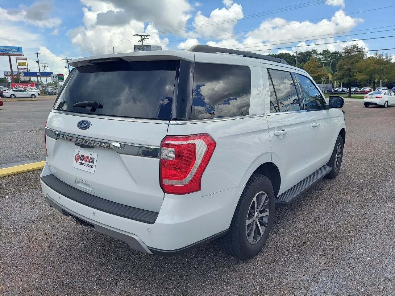 Ford Expedition XLT 2020