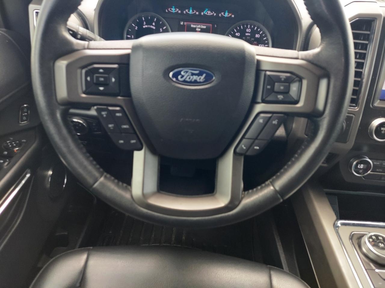 Ford Expedition XLT 2020