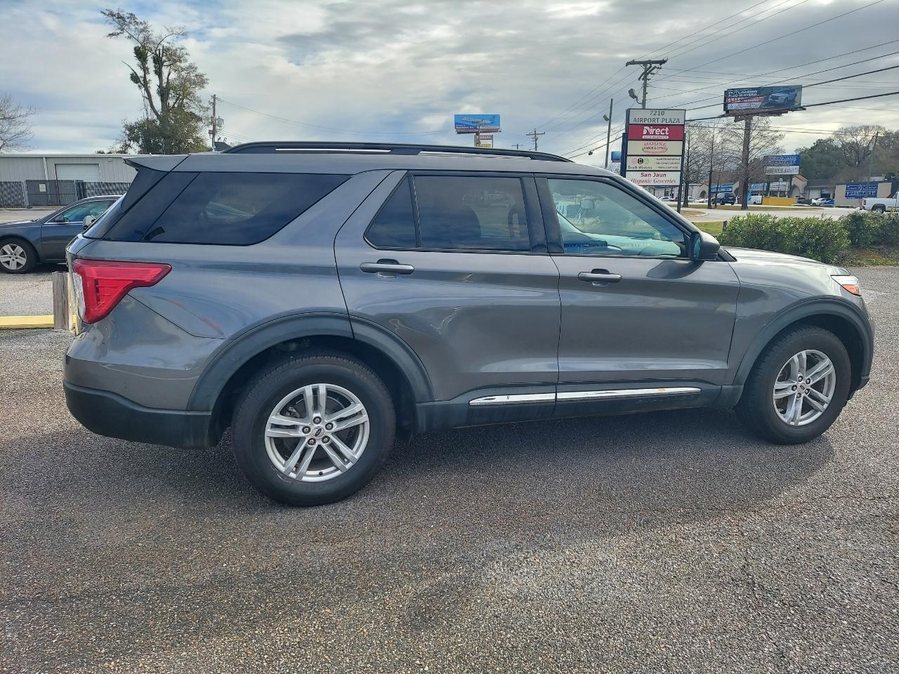 Ford Explorer XLT AWD 2021