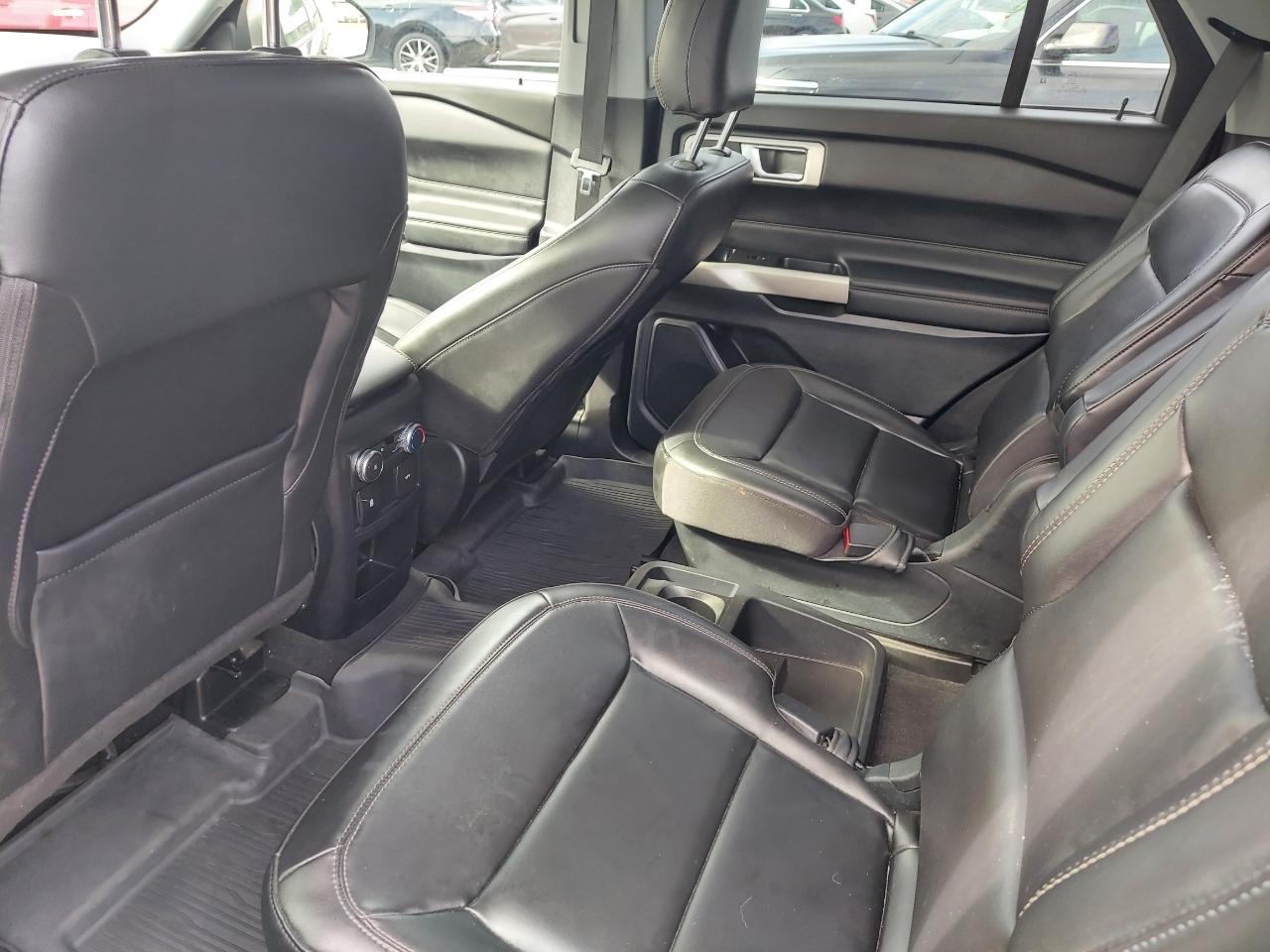 Ford Explorer XLT AWD 2021