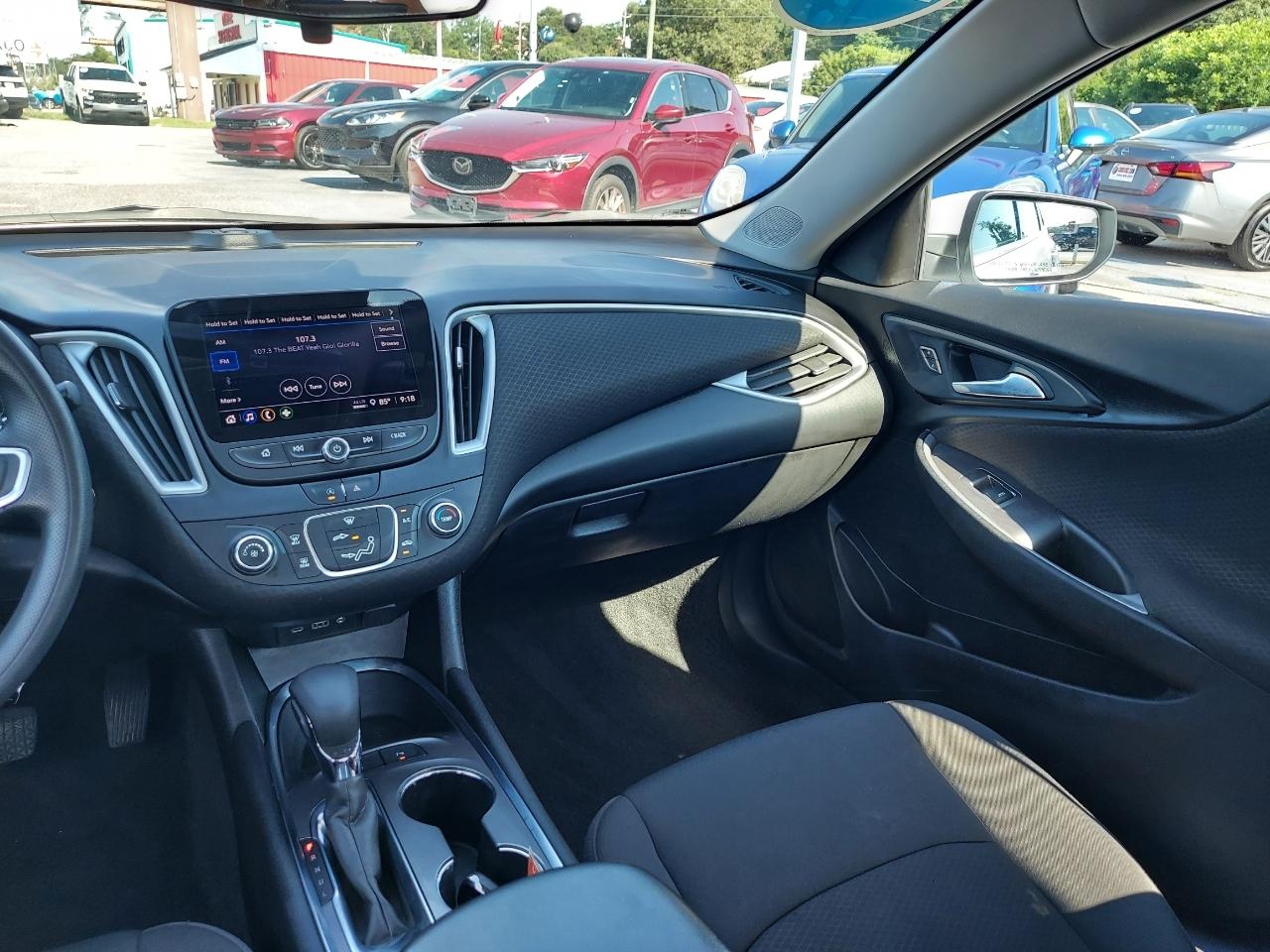 Chevrolet Malibu 1FL 2021
