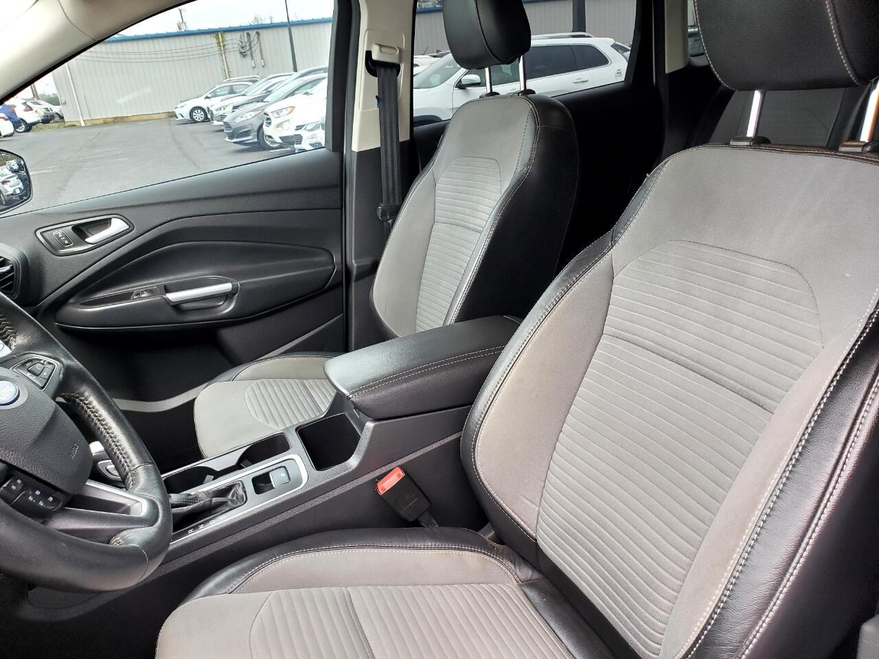 Ford Escape SE FWD 2019