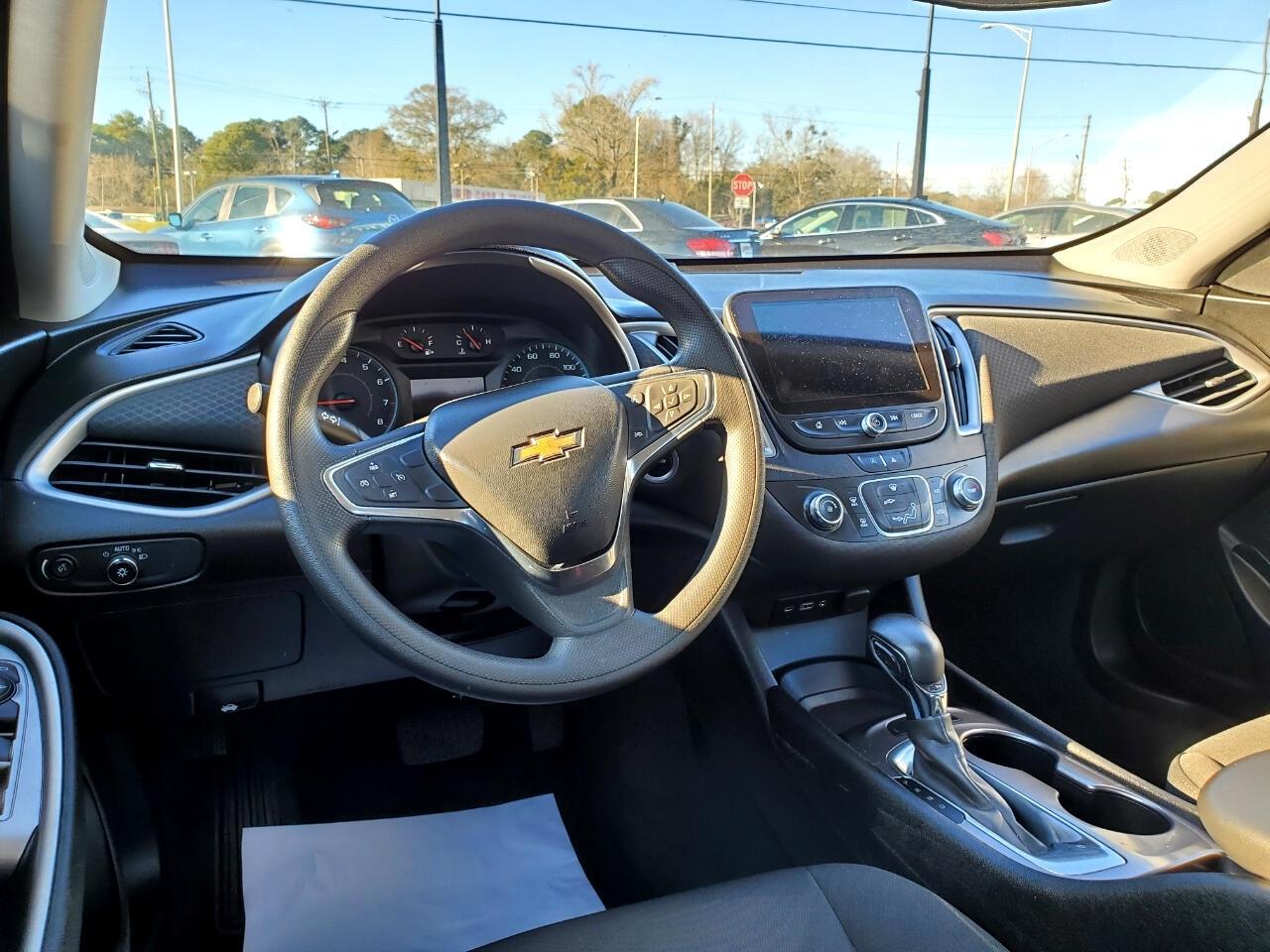 Chevrolet Malibu 1FL 2021