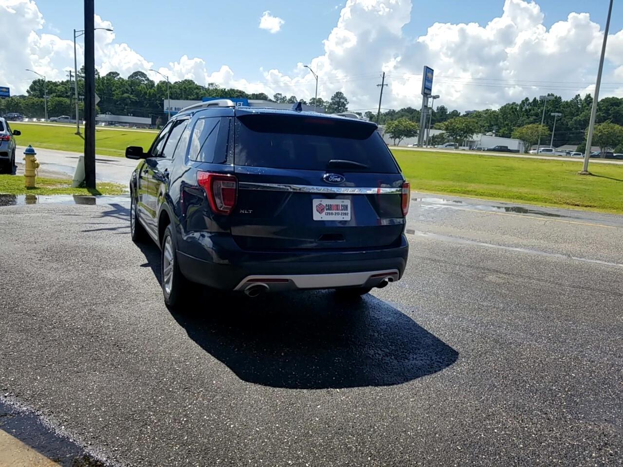 Ford Explorer XLT FWD 2017
