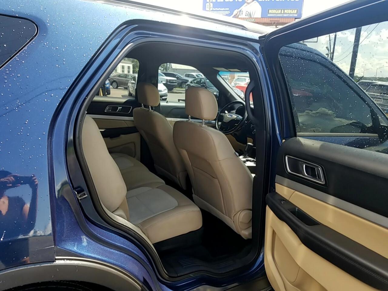 Ford Explorer XLT FWD 2017