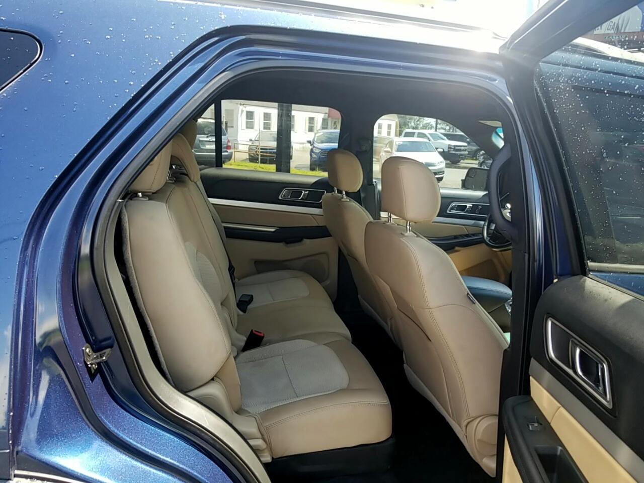 Ford Explorer XLT FWD 2017