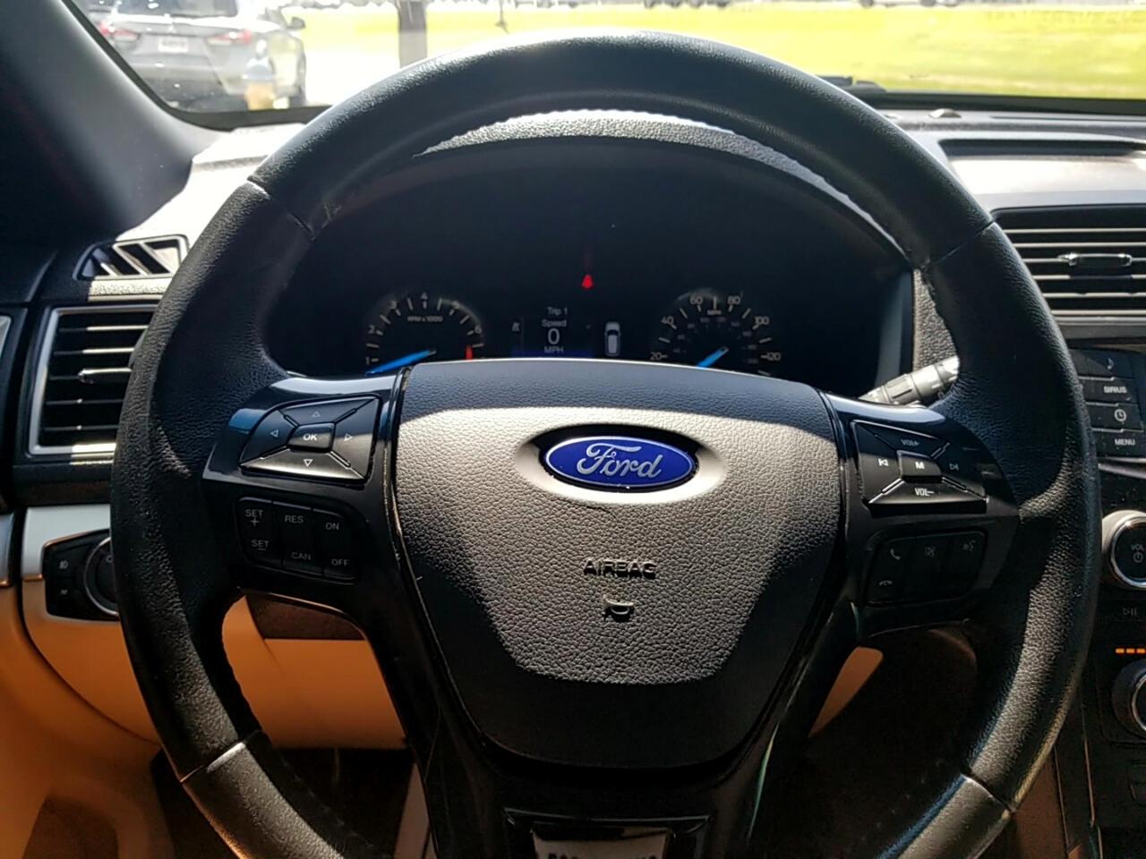Ford Explorer XLT FWD 2017