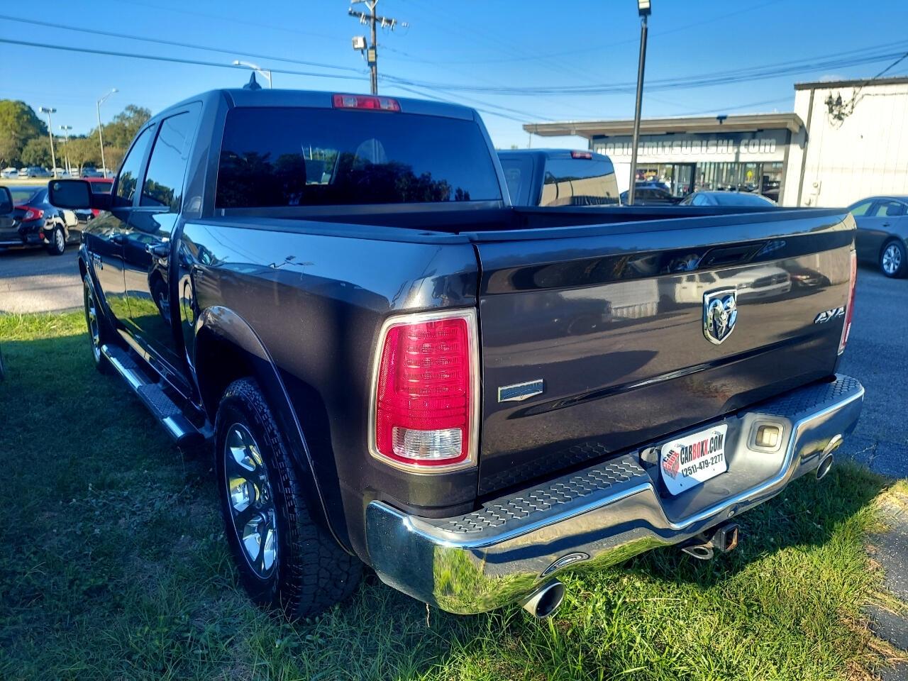 RAM 1500 Laramie Crew Cab SWB 4WD 2014