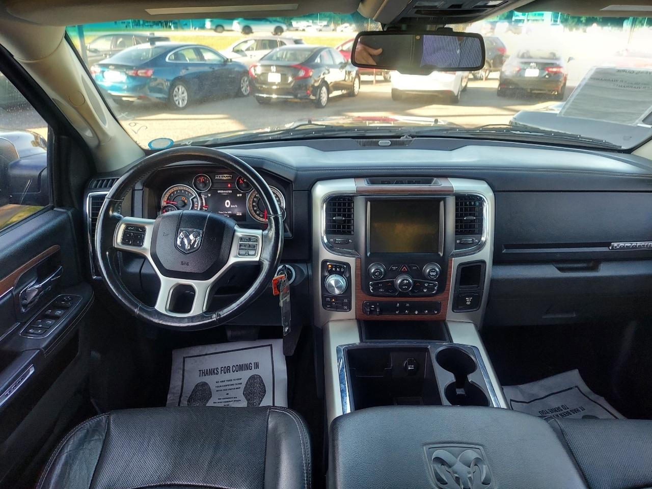 RAM 1500 Laramie Crew Cab SWB 4WD 2014