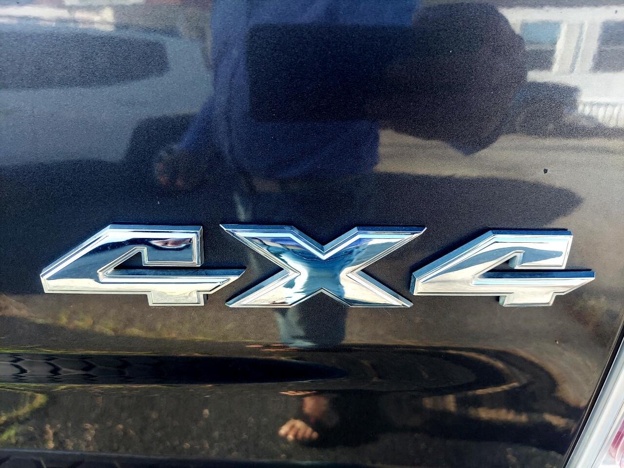 RAM 1500 Laramie Crew Cab SWB 4WD 2014