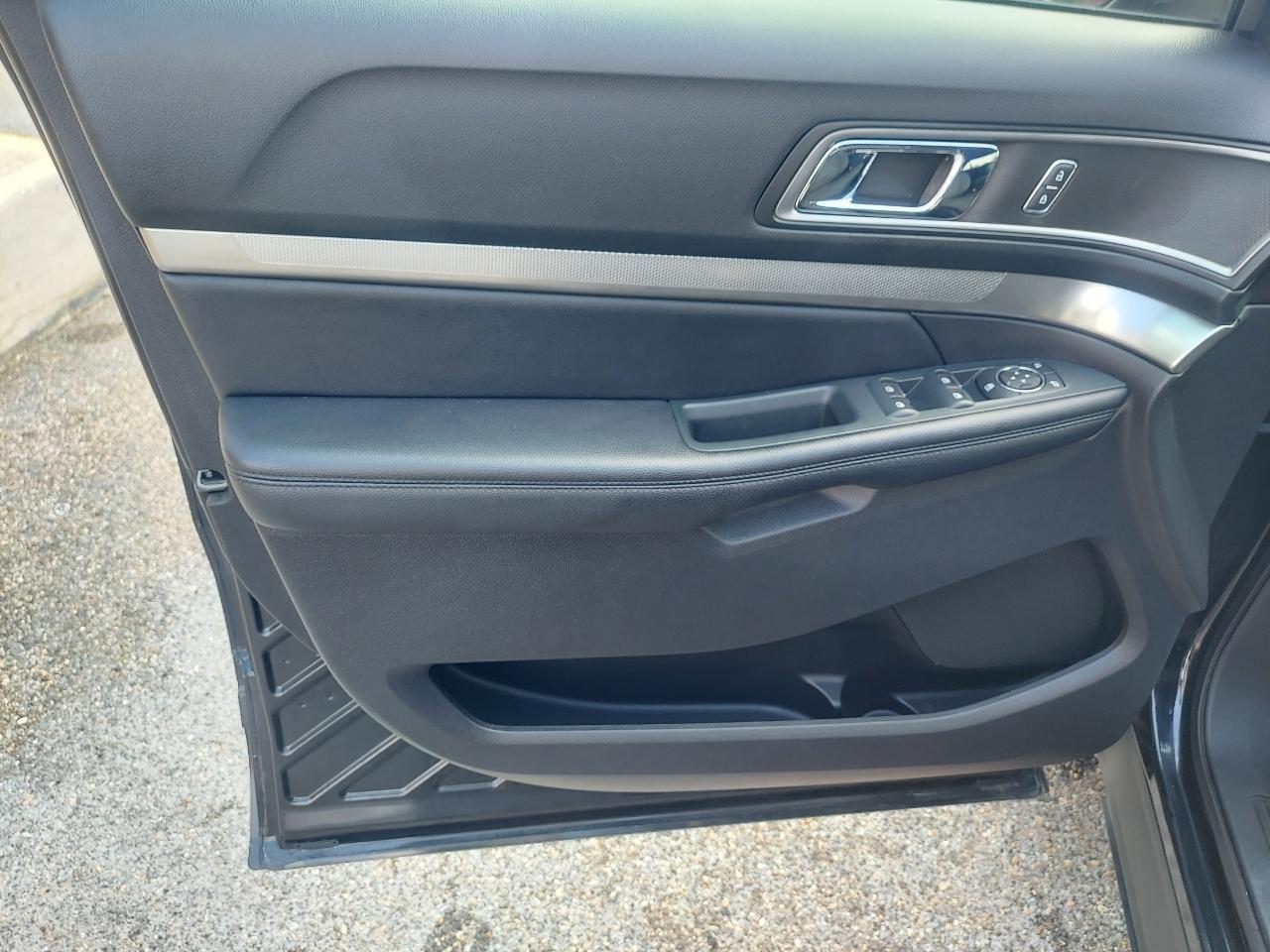 Ford Explorer XLT 4WD 2019