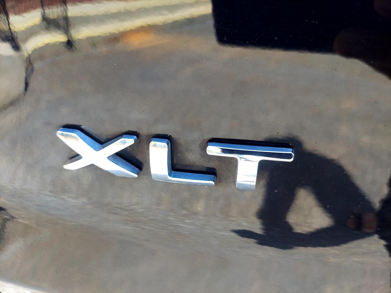 Ford Explorer XLT 4WD 2019