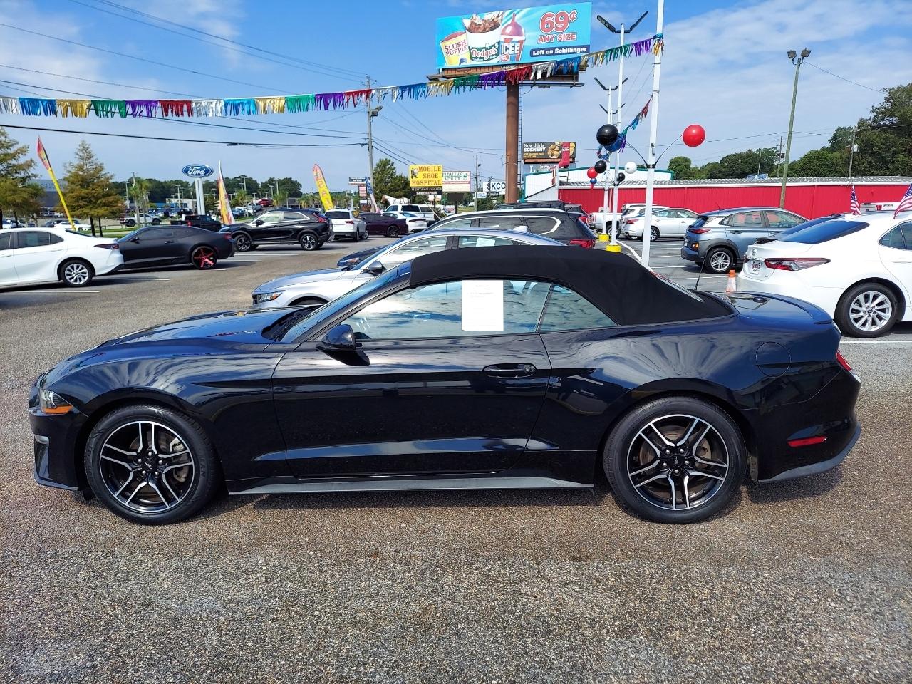 Ford Mustang EcoBoost Premium Convertible 2021