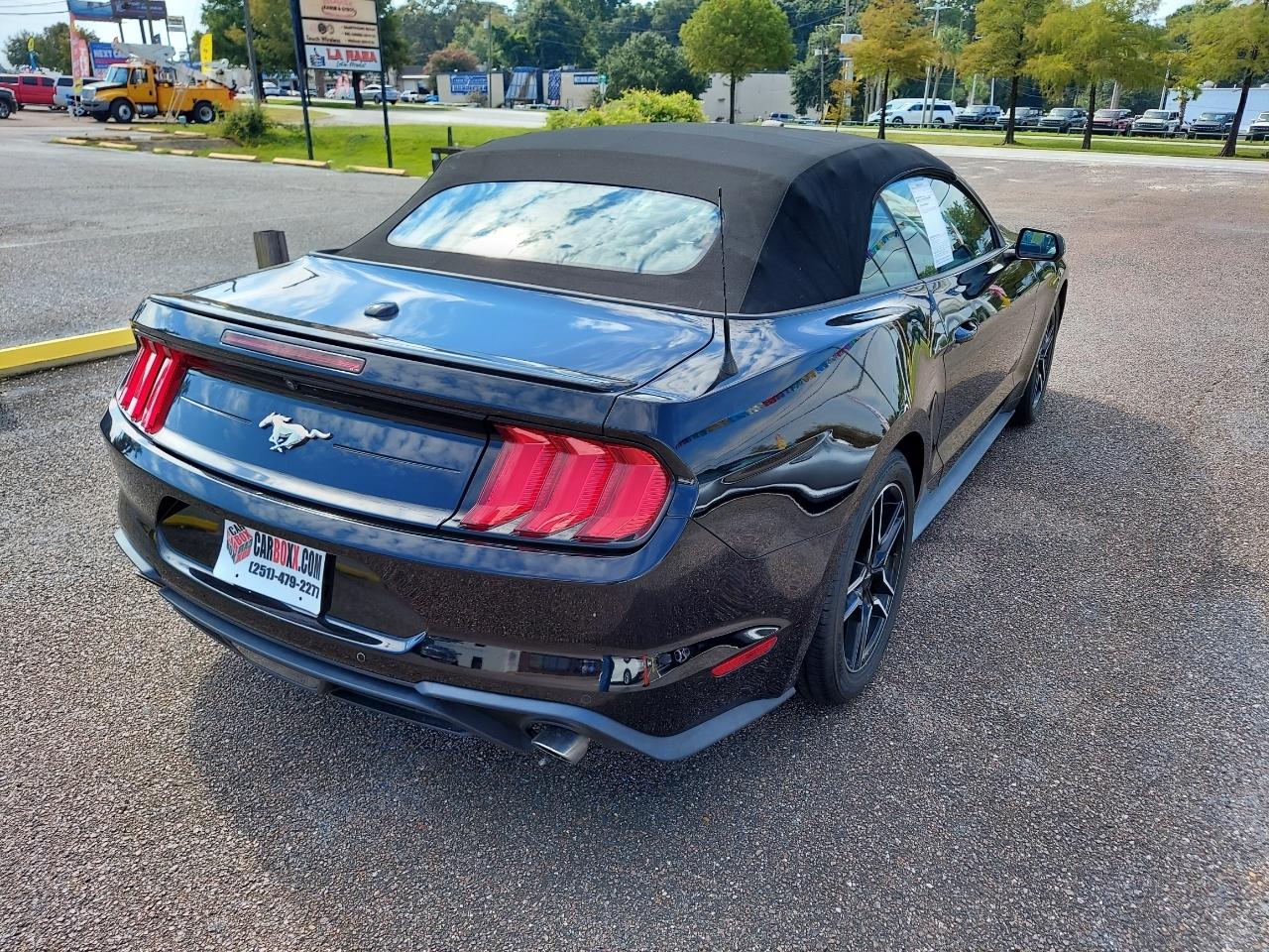 Ford Mustang EcoBoost Premium Convertible 2021