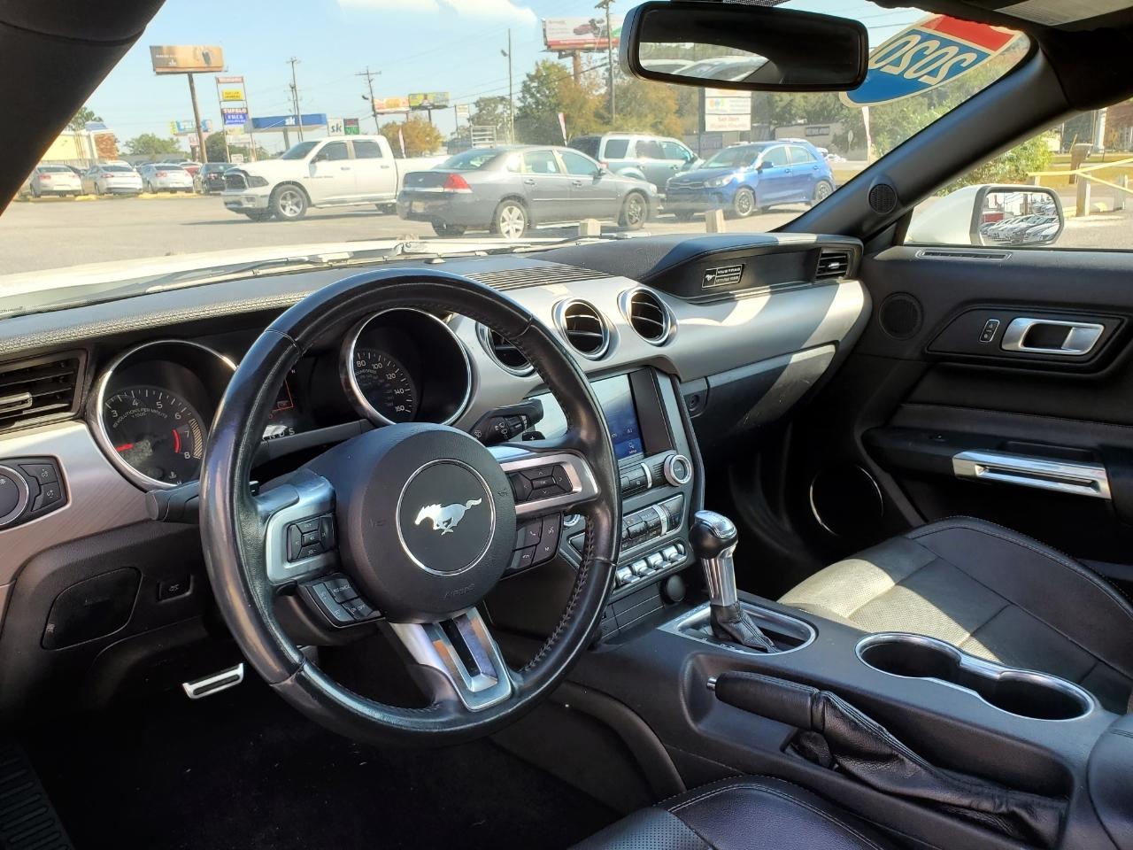 Ford Mustang EcoBoost Premium Coupe 2020